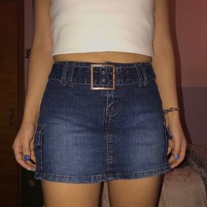 Jordache Women’s Denim skirt w/ belt